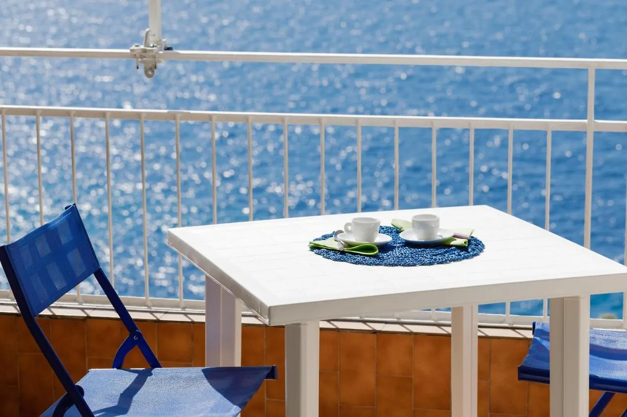 Apartment 163 - Sunshine Suite 4 Fronte Vista Mare, 100M Spiaggia Sanremo